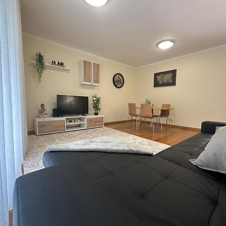 פונשל Lido View Holiday Apartment מראה חיצוני תמונה