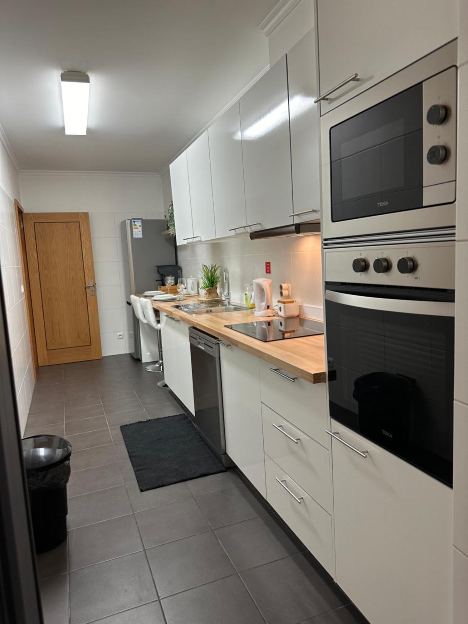פונשל Lido View Holiday Apartment מראה חיצוני תמונה