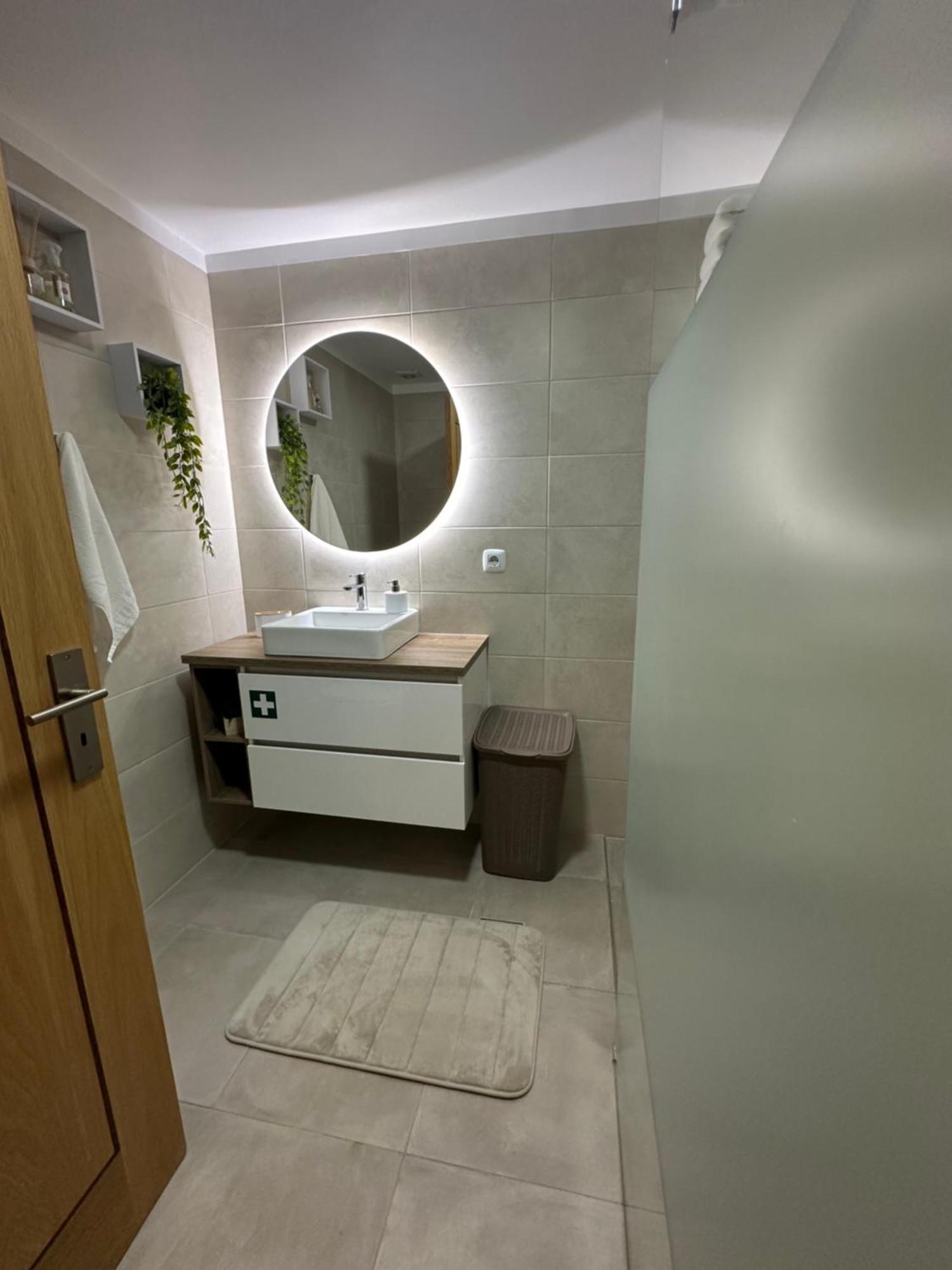 פונשל Lido View Holiday Apartment מראה חיצוני תמונה