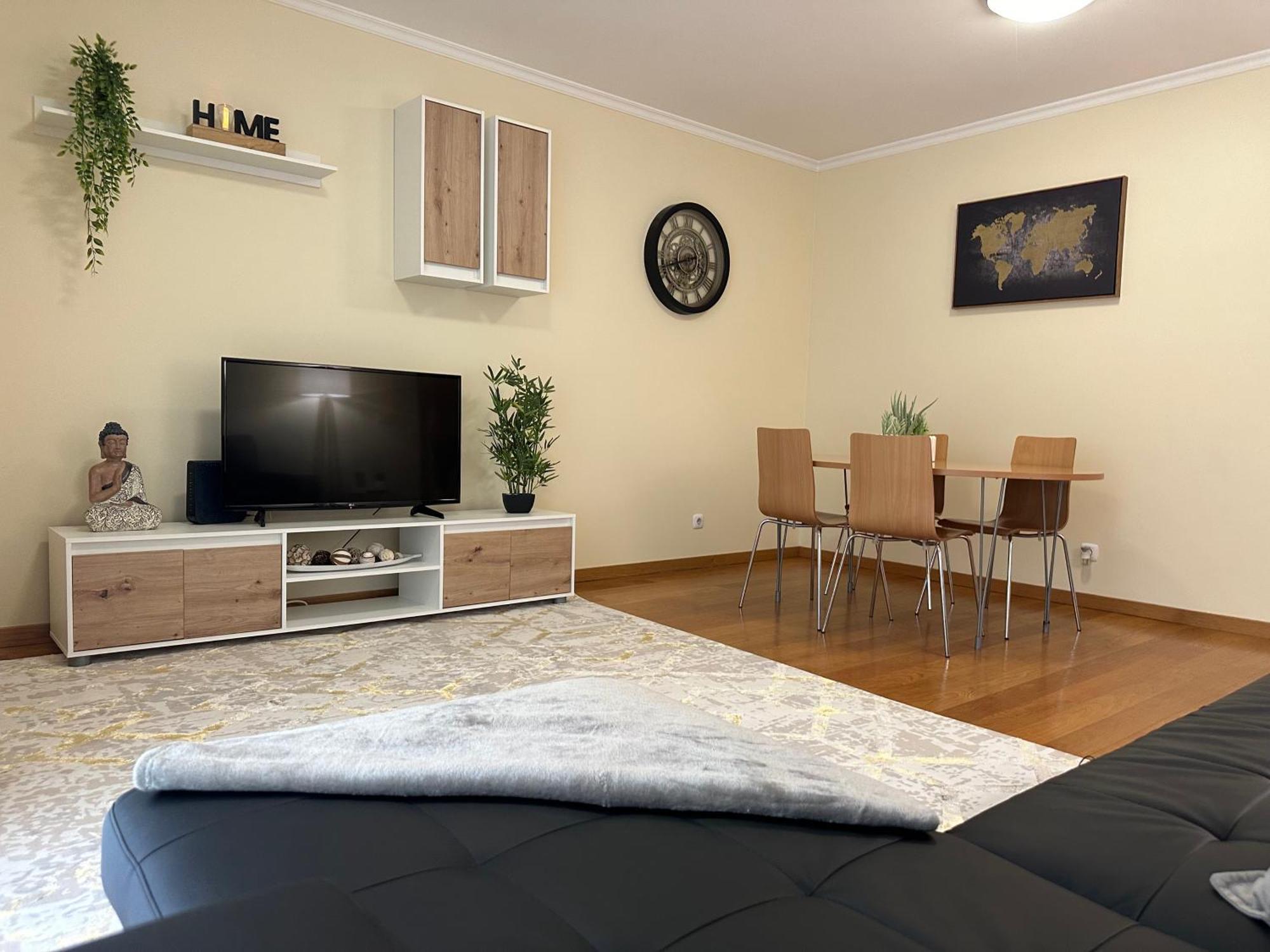 פונשל Lido View Holiday Apartment מראה חיצוני תמונה
